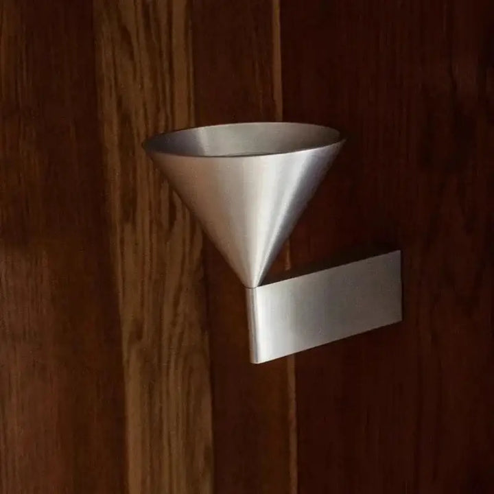 Applique Murale Design Cône Métal Moderne Style Épuré