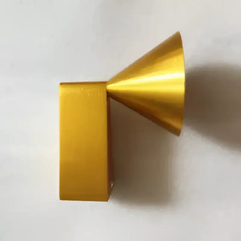 Applique Murale Design Cône Métal Moderne Style Épuré