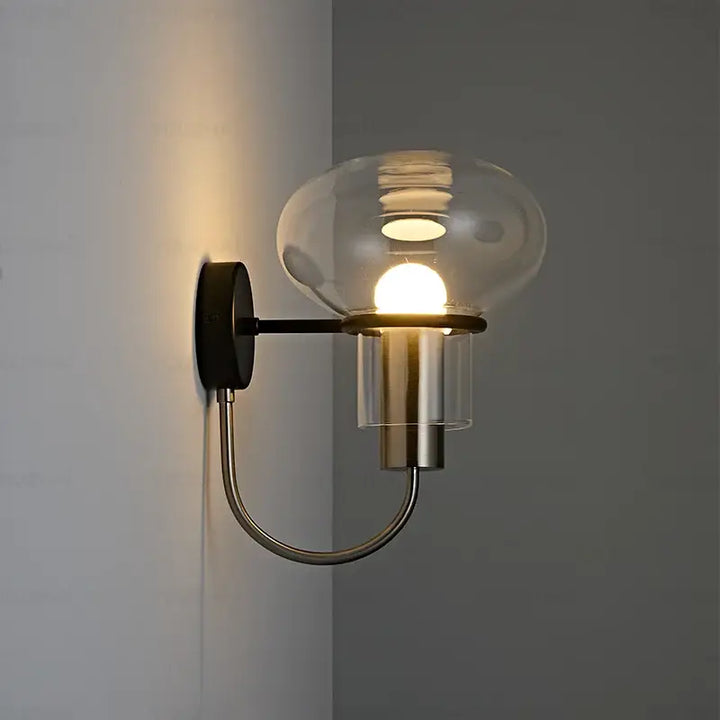 Applique Murale En Verre Soufflé Avec Structure Métallique