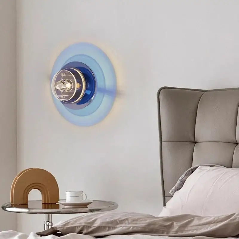 Applique Murale Originale Avec Trois Disques Colorés Design