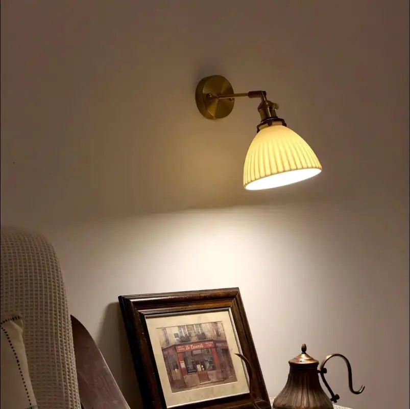 Applique Murale Porcelaine Blanche À Abat-Jour Plissé