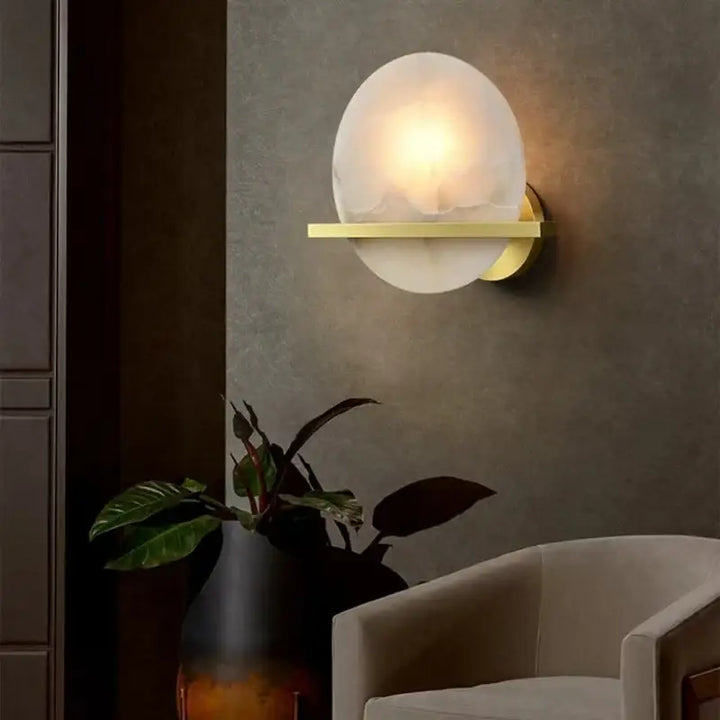 Applique Murale Ronde À L’Effet Marbre Avec Support Doré Élégante