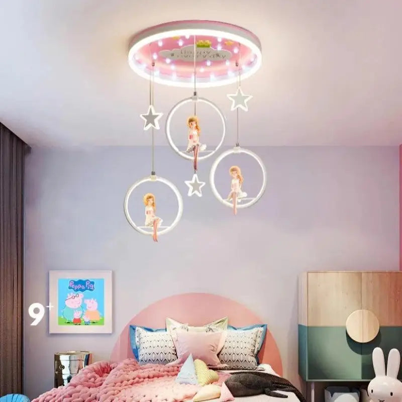 Plafonnier Chambre Fillette Rose et Figurine