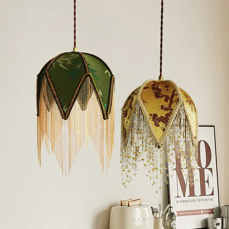 Suspension Vintage Tissu Vert Franges et Bois Design Retro