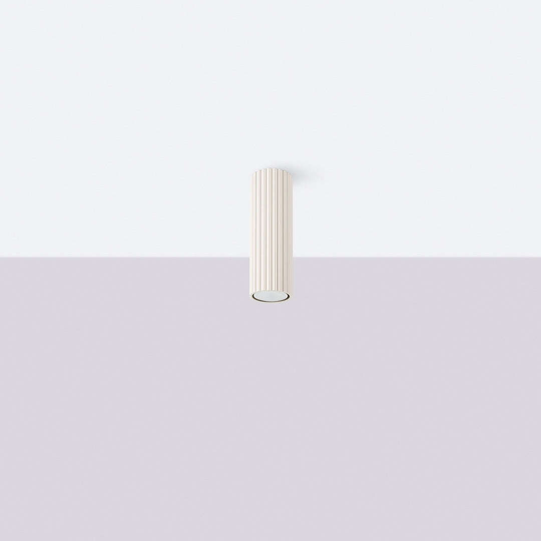 Luminaire Plafonnier beige éteinte, vue rapprochée