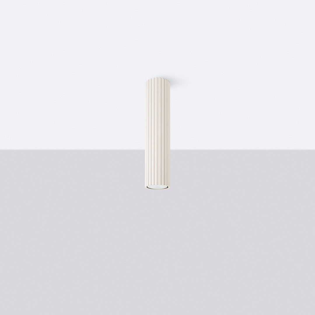 Luminaire Plafonnier beige éteinte, vue rapprochée
