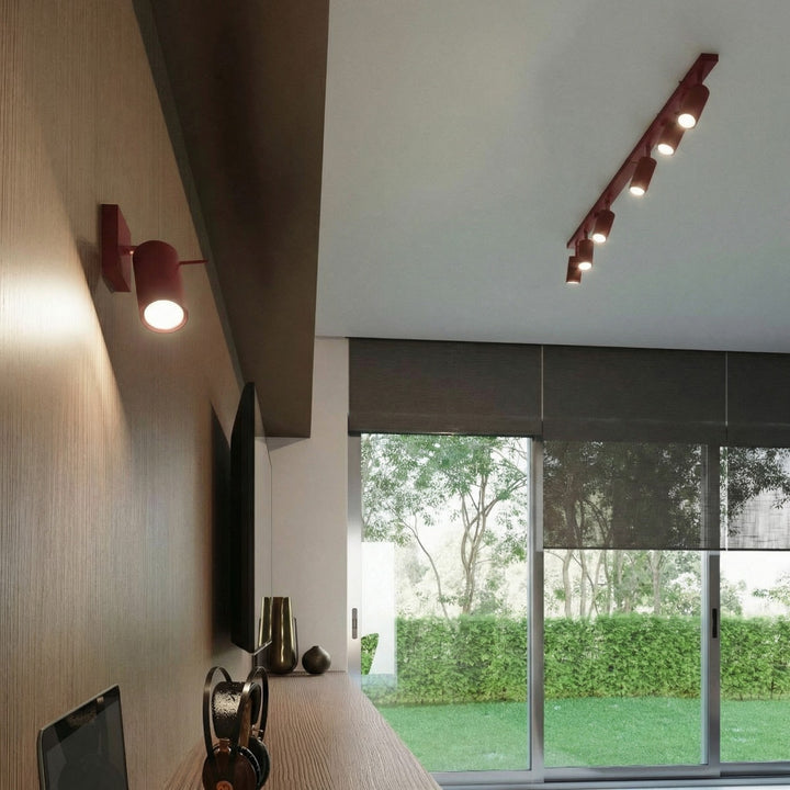 Luminaire Plafonnier bordeaux dans un intérieur contemporain