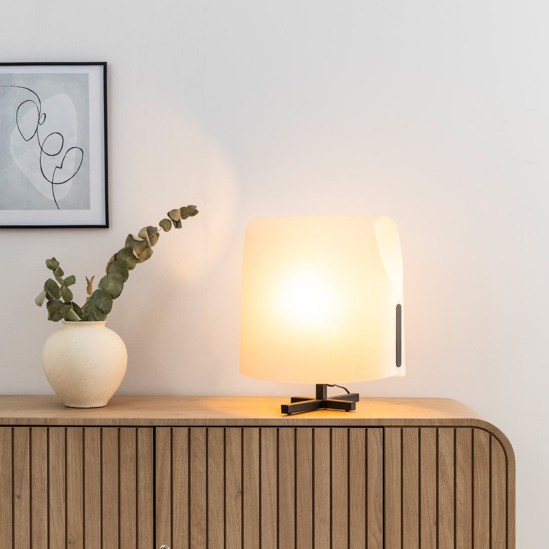 Lampe de table Luang M en situation