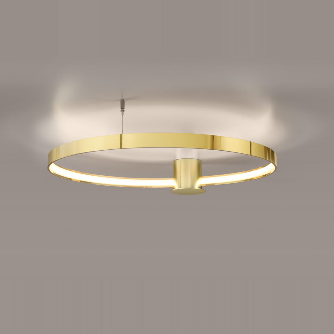 Plafonnier anneau RIO or poli allumée, au plafond