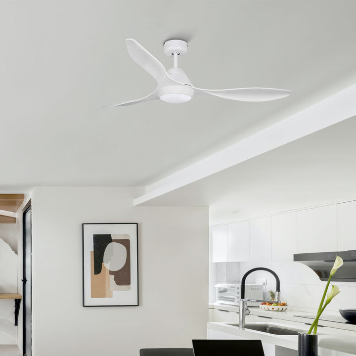 Ventilateur de plafond Polaris blanc de Faro Barcelona en situation