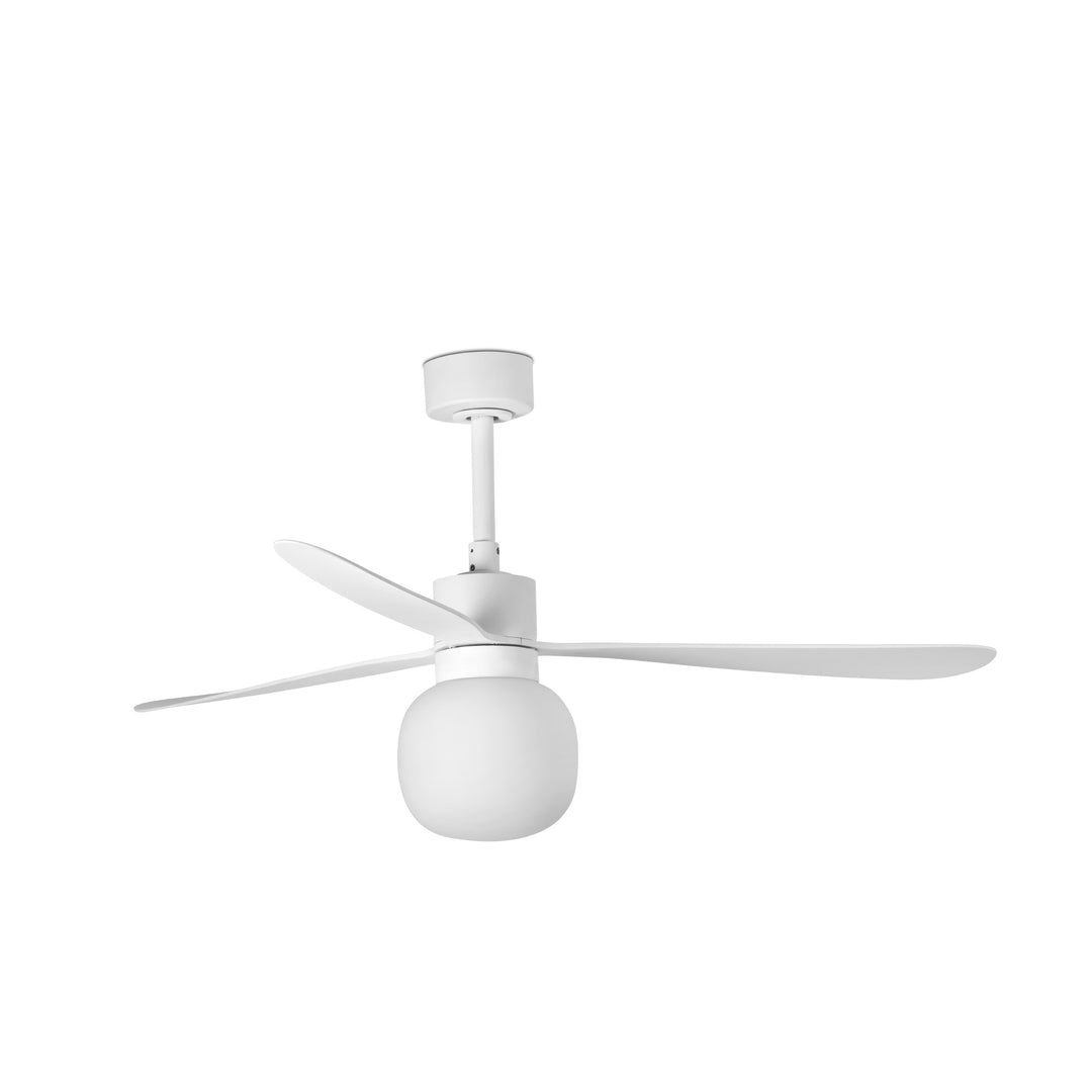 Ventilateur de plafond Amelia blanc avec lumière boule de Faro Barcelona