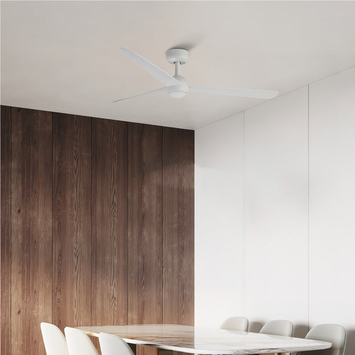 Ventilateur de plafond Sfera blanc en situation