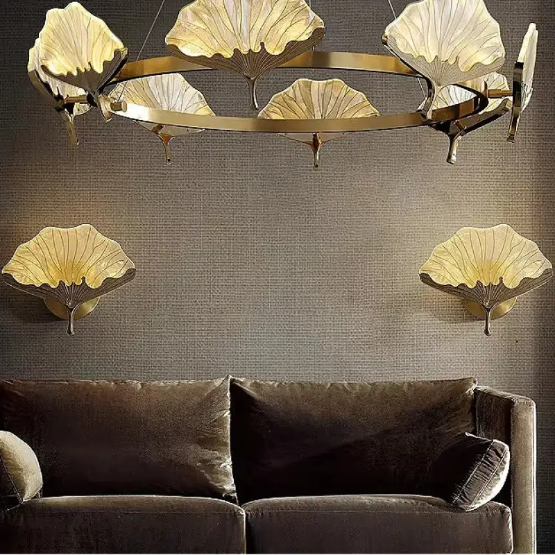 Applique murale moderne en forme de feuille dorée élégance