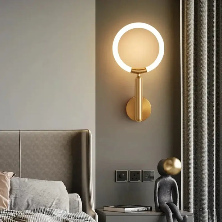 Applique murale design contemporain avec anneau lumineux