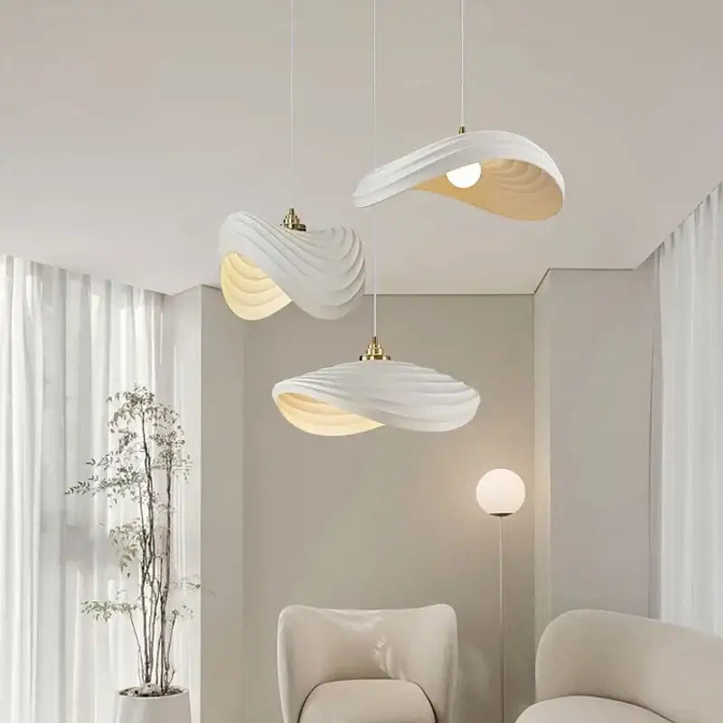 Suspension luminaire moderne formes galets blanc design