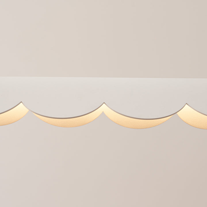 Suspension BISCUIT beige allumée, vue de face