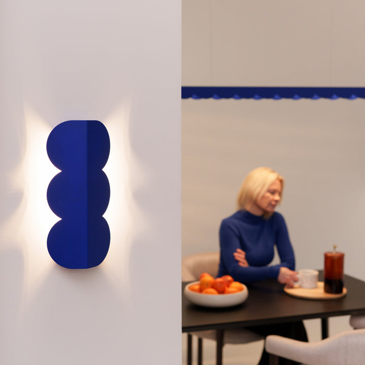 BISCUIT wall light, ultramarine