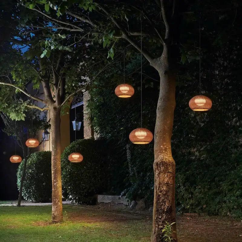 Luminaire d’extérieur tissé naturel élégant en rotin