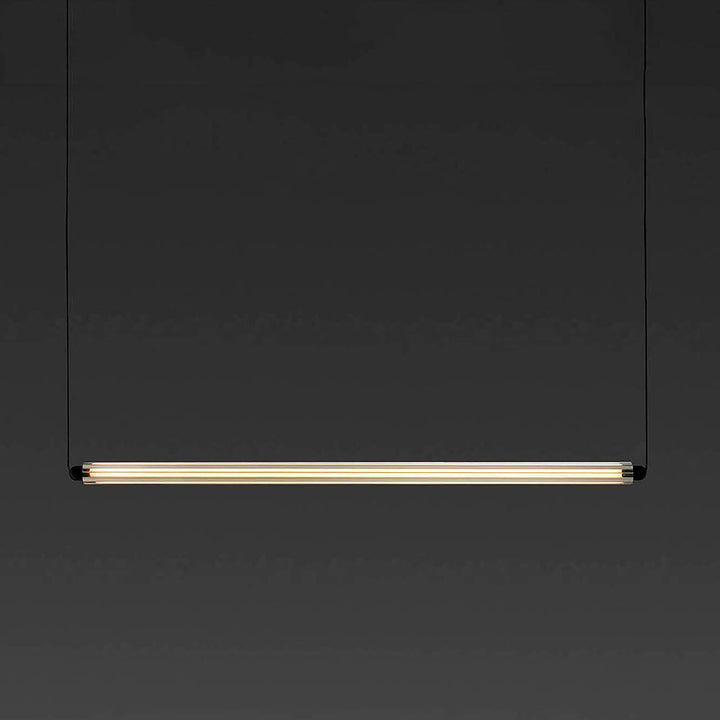 Suspension LED Lumina 900 noire de Faro Barcelona, horizontal