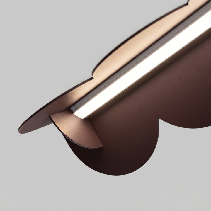 Suspension BISCUIT marron allumée, bandeau LED