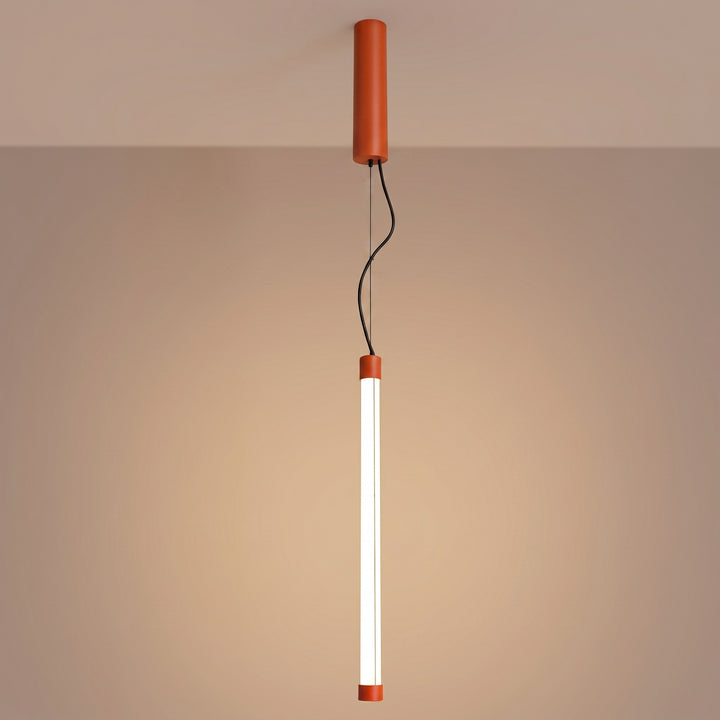 Suspension tube TRANG ocre rouge allumée, suspendue