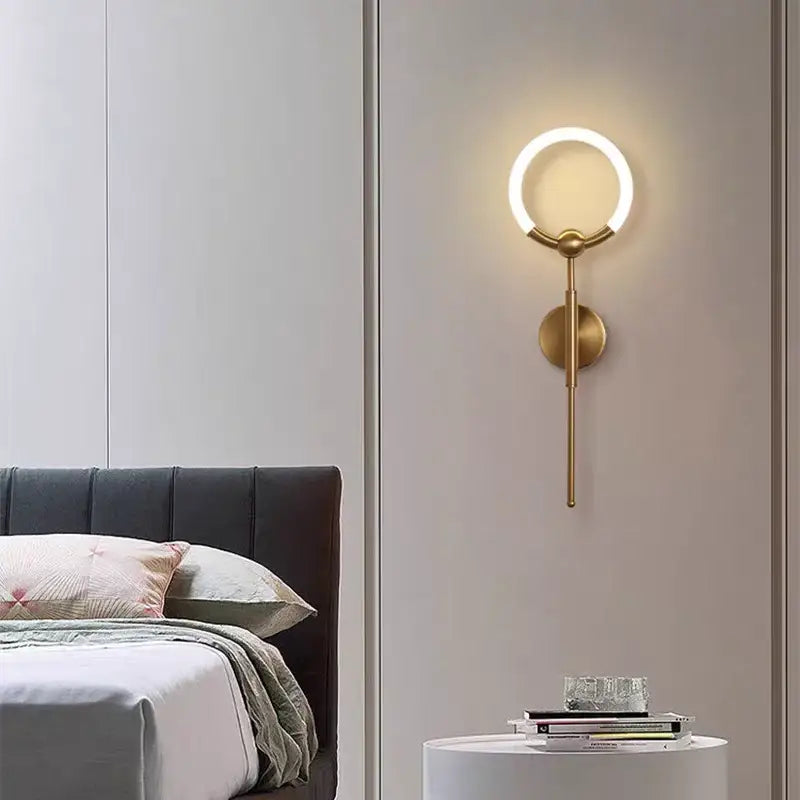 Applique murale design contemporain avec anneau lumineux