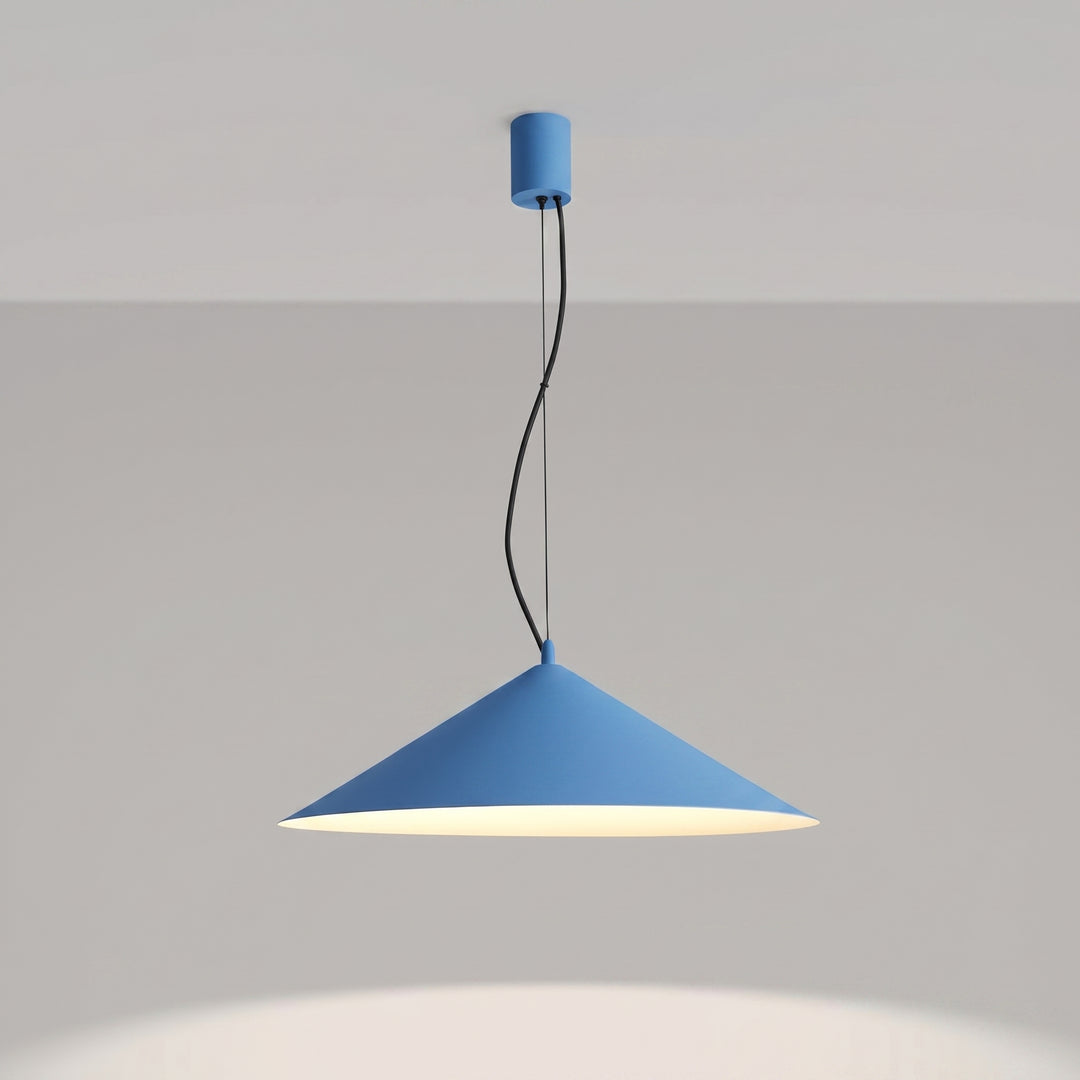 Suspension FINT bleu clair allumée, suspendue