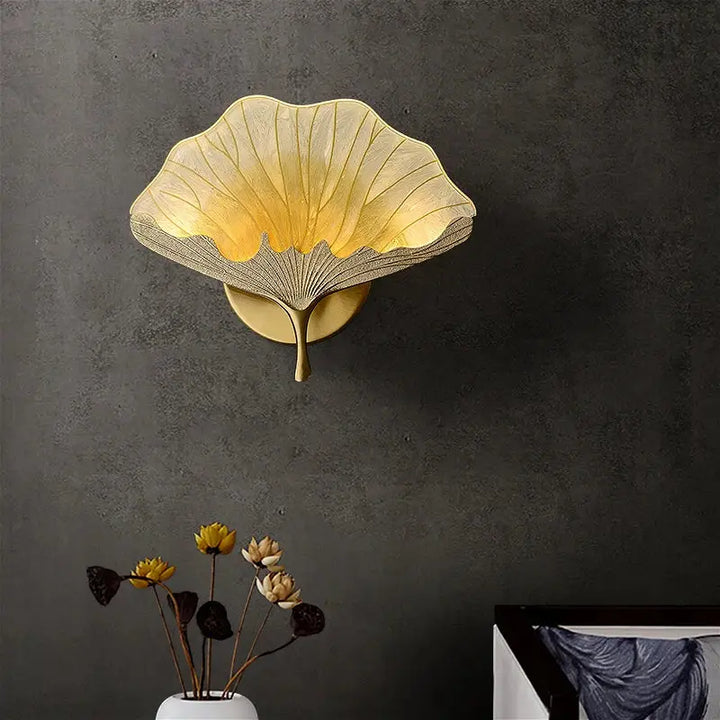 Applique murale moderne en forme de feuille dorée élégance