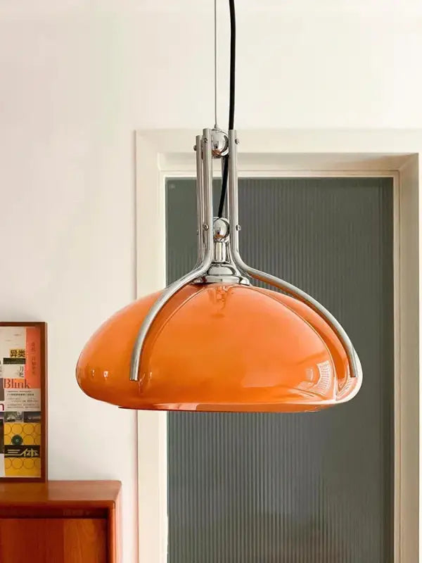Suspension luminaire orange au style industriel au design unique