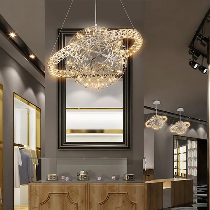 Suspension LED sphère dorée design galaxie style contemporain


