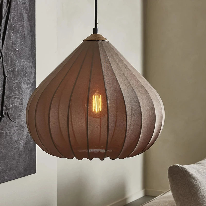 Suspension luminaire figue légère de couleur blanc ou marron

