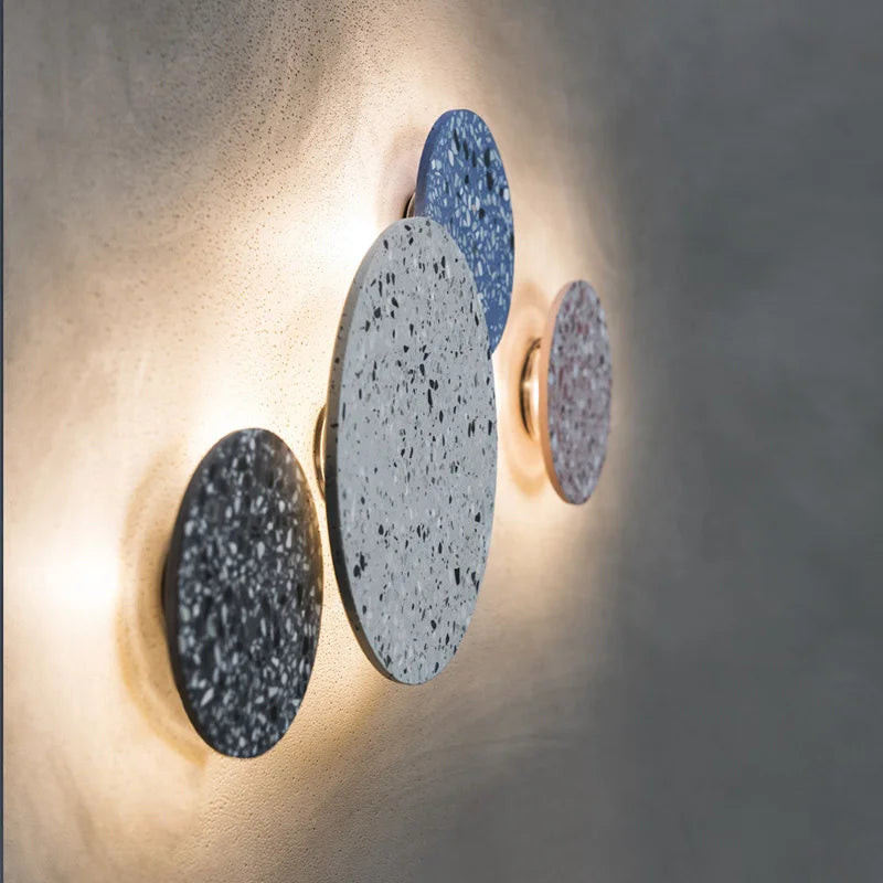 Applique murale circulaire LED à la texture de granité coloré


