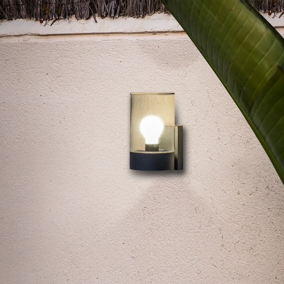 Applique extérieure Kila de Faro Barcelona en situation