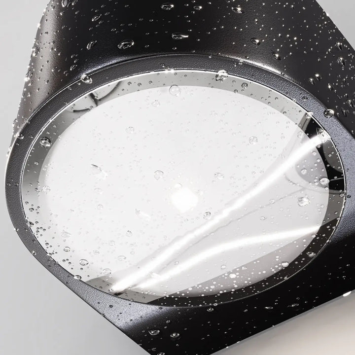 Applique extérieure blow en aluminium graphite avec finition mate et double flux éclairage led noir avec gouttes d eau