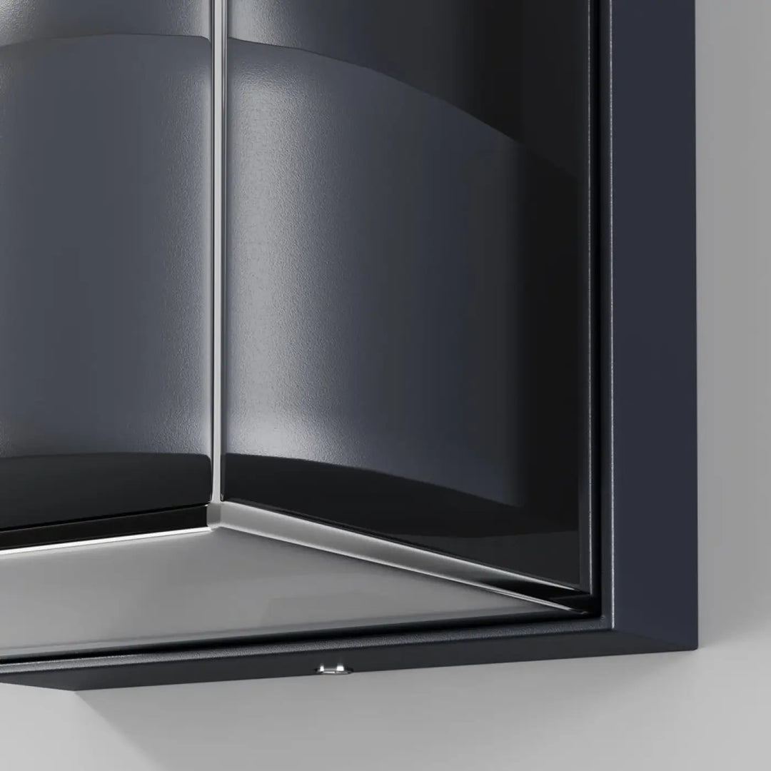 Applique extérieure carrée en aluminium graphite avec cabinet vitré moderne style loft et surfaces réfléchissantes