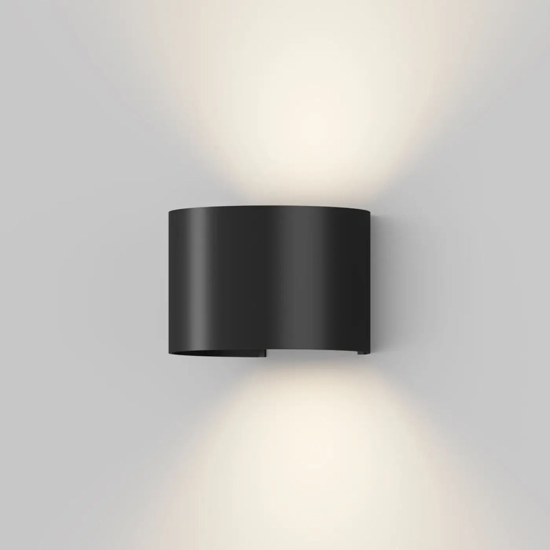 Applique extérieure fulton en volume arrondi noire avec double faisceau en design moderne cylindrique