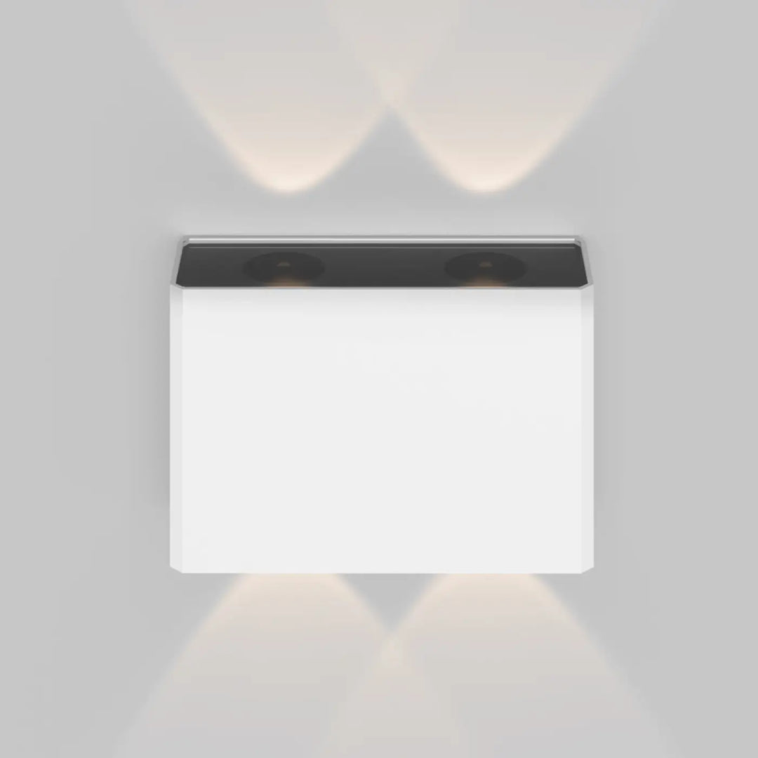 Applique extérieure led blanche moderne avec double diffusion et éclairage noir diffusant deux faisceaux inclinés doux