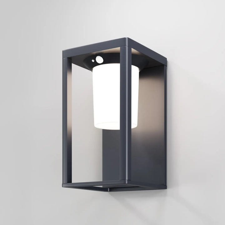 Modern applique extérieure solaire en acier noir avec abat-jour cylindrique en verre dépoli blanc modèle shatter