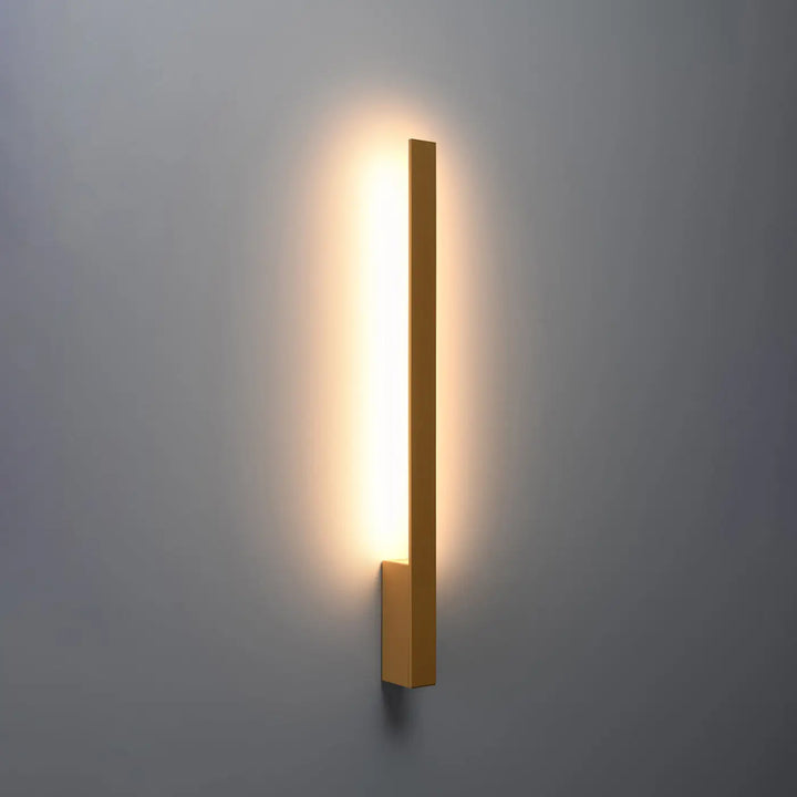 LAHTI M wall light, golden 3000K