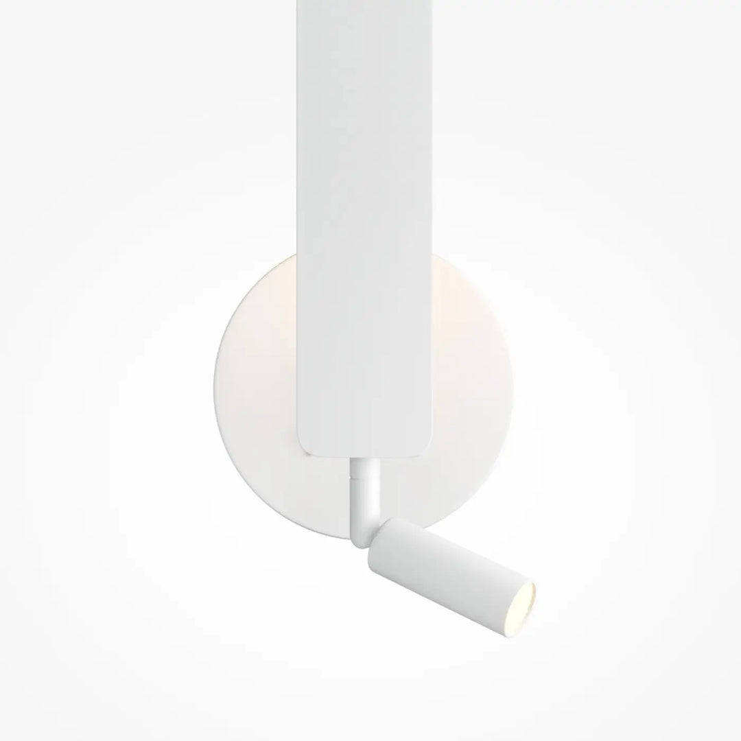 Applique murale combo liseuse en blanc avec spot cylindrique ajustable et ports usb intégrés pour lecture ciblée