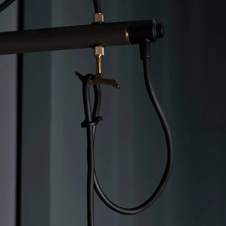 Luminaire Hooked dans un intérieur #couleur_dor