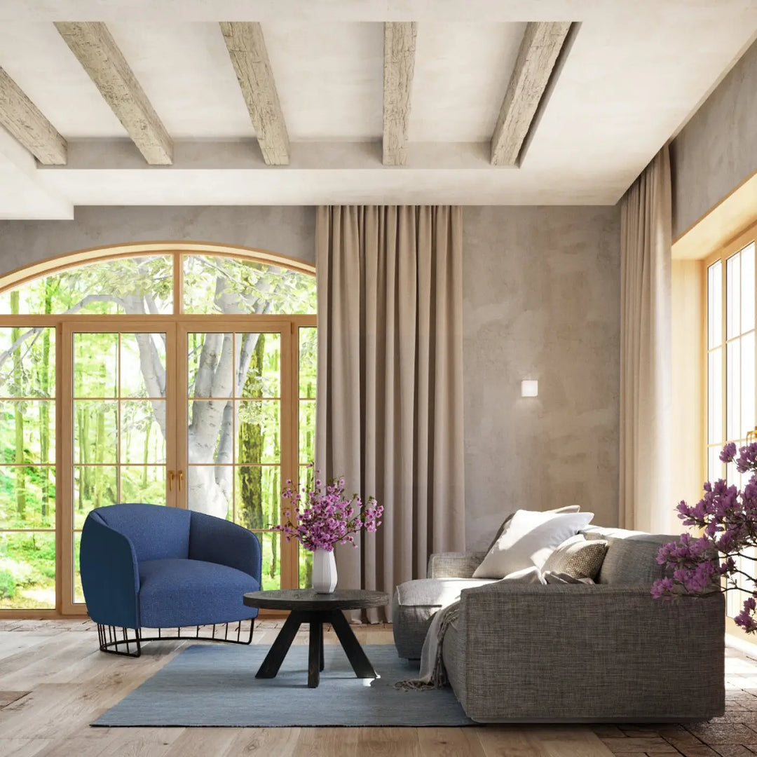 Fauteuil bleu avec revêtement en tissu et pieds en métal noir mince pour une applique murale moderne rico offrant une atmosphère unique