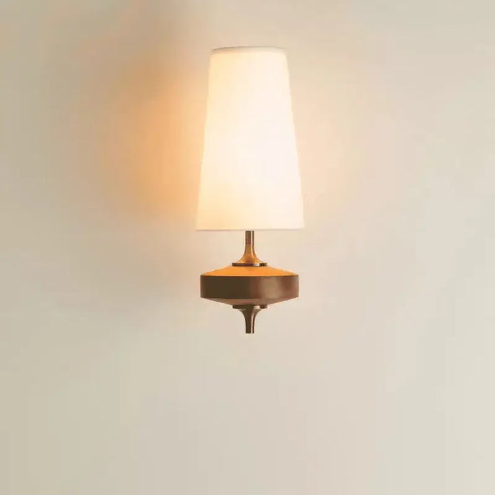 Applique murale en bois et métal avec abat-jour en tissu