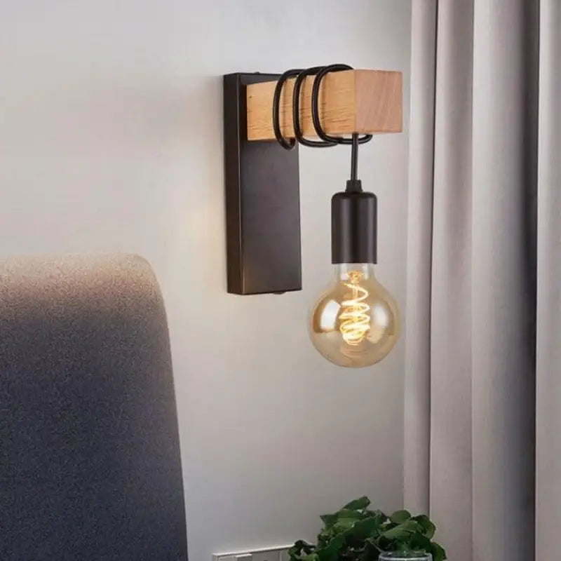 Applique Murale Bois et Noir au Design Industriel