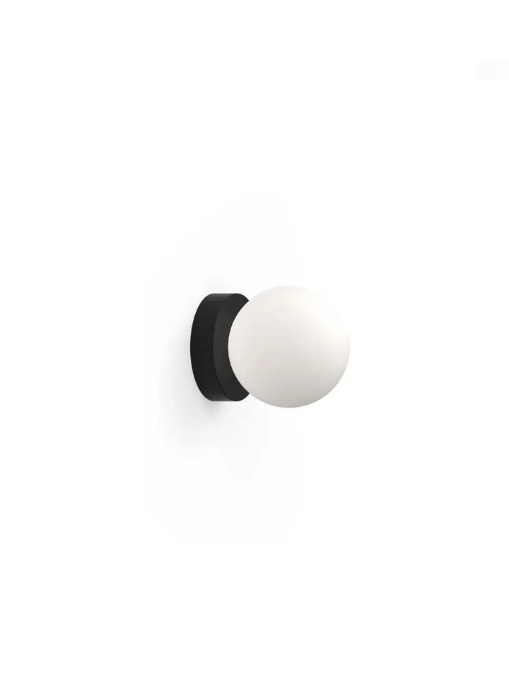 Applique Bola Sphere à rosace noire, globe en verre opale de 15 cm
