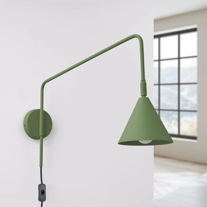 Applique Murale vert olive éteinte, vue rapprochée