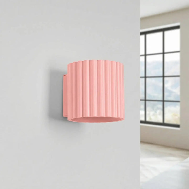 Applique murale rose éteinte, vue rapprochée