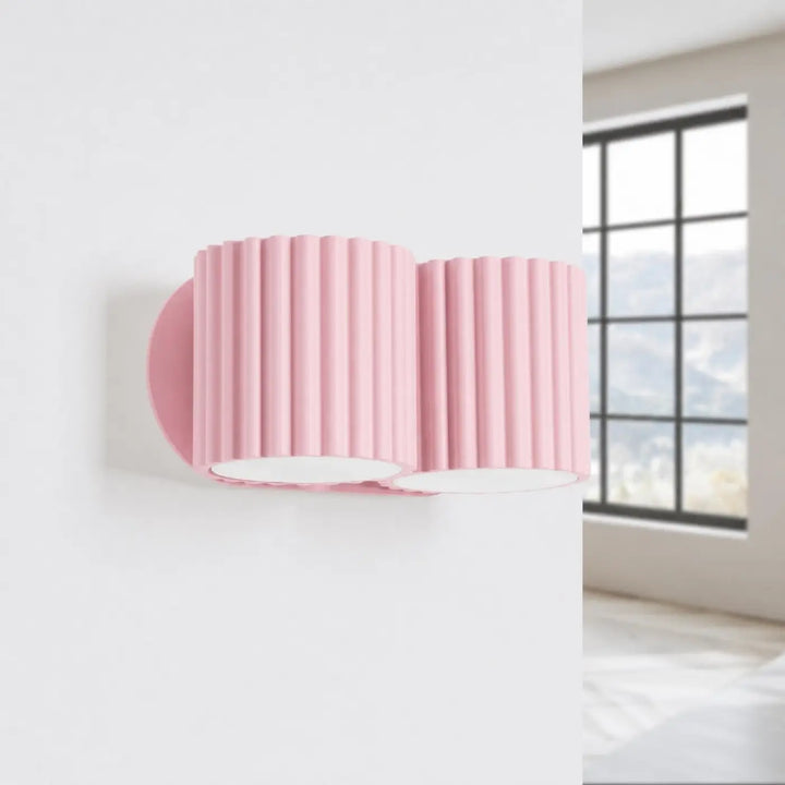 Applique murale rose éteinte, vue rapprochée