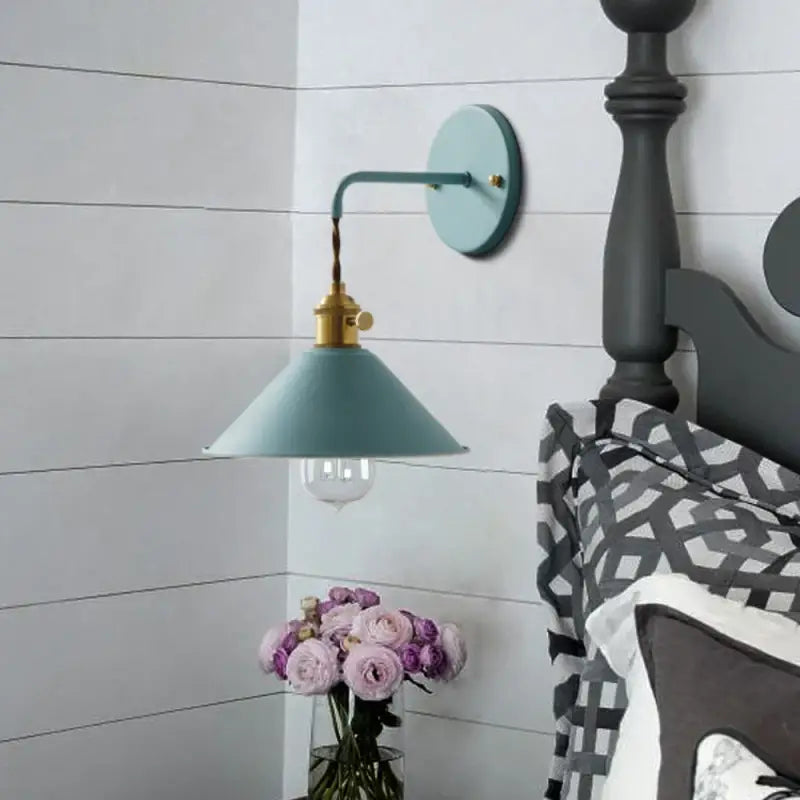 Applique Murale Colorée Au Style Vintage Et Rétro