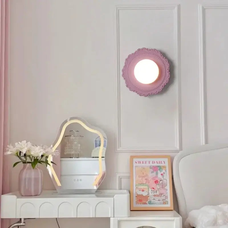 Applique murale contemporaine et originale en forme de fleur